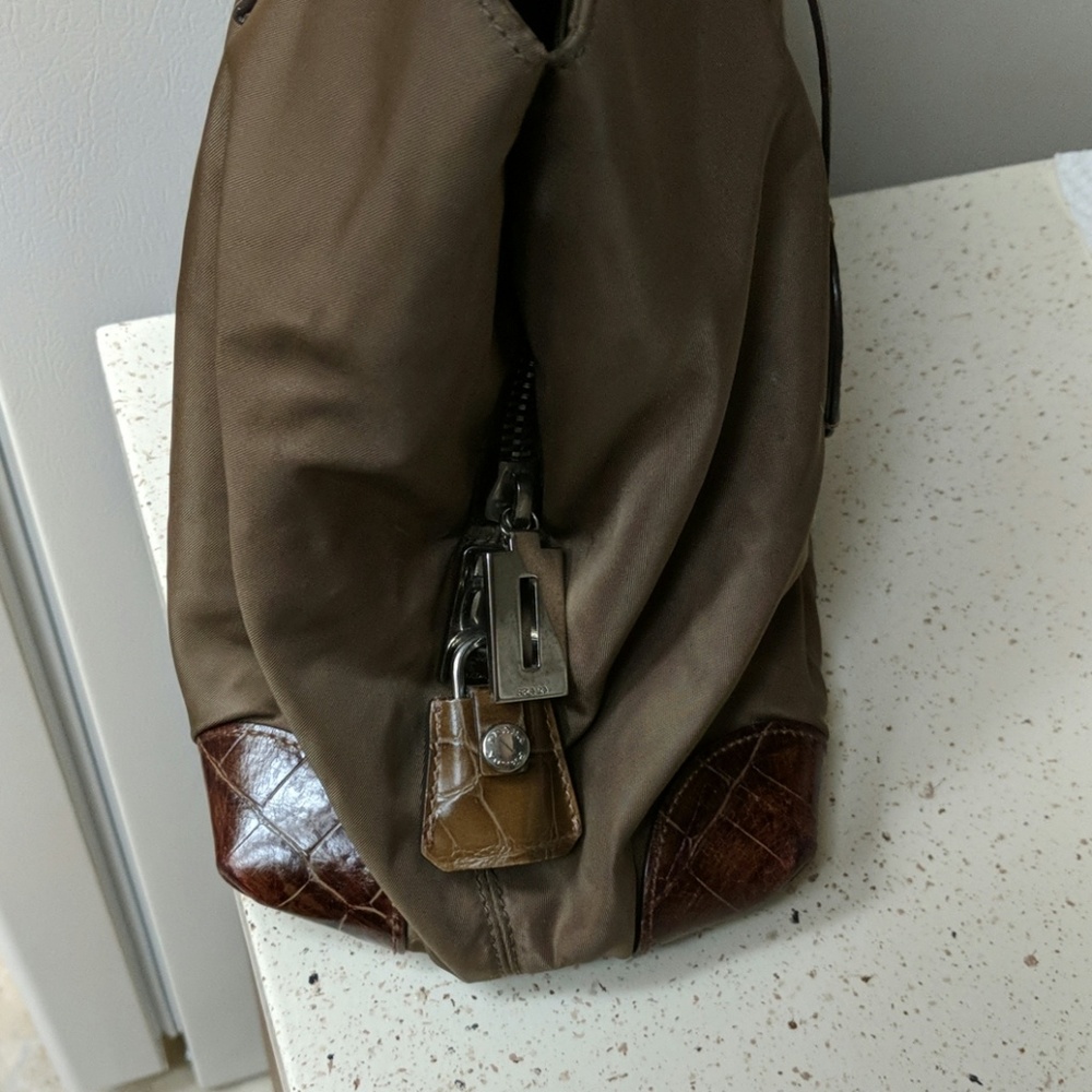 Prada Bag - Picture 4 of 4